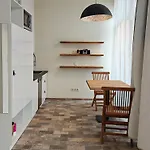 Gemuetliches Studio Mit Alkovenbett & Sonnenterrasse *