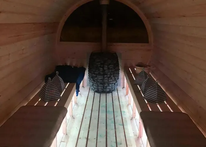 公寓 Hexenburgbeidresden Mit Sonnenterrasse, Alkovenbett, Wohn- Und Essbereich, Fussbodenheizung Und Klimaanlage, Decke Großharthau